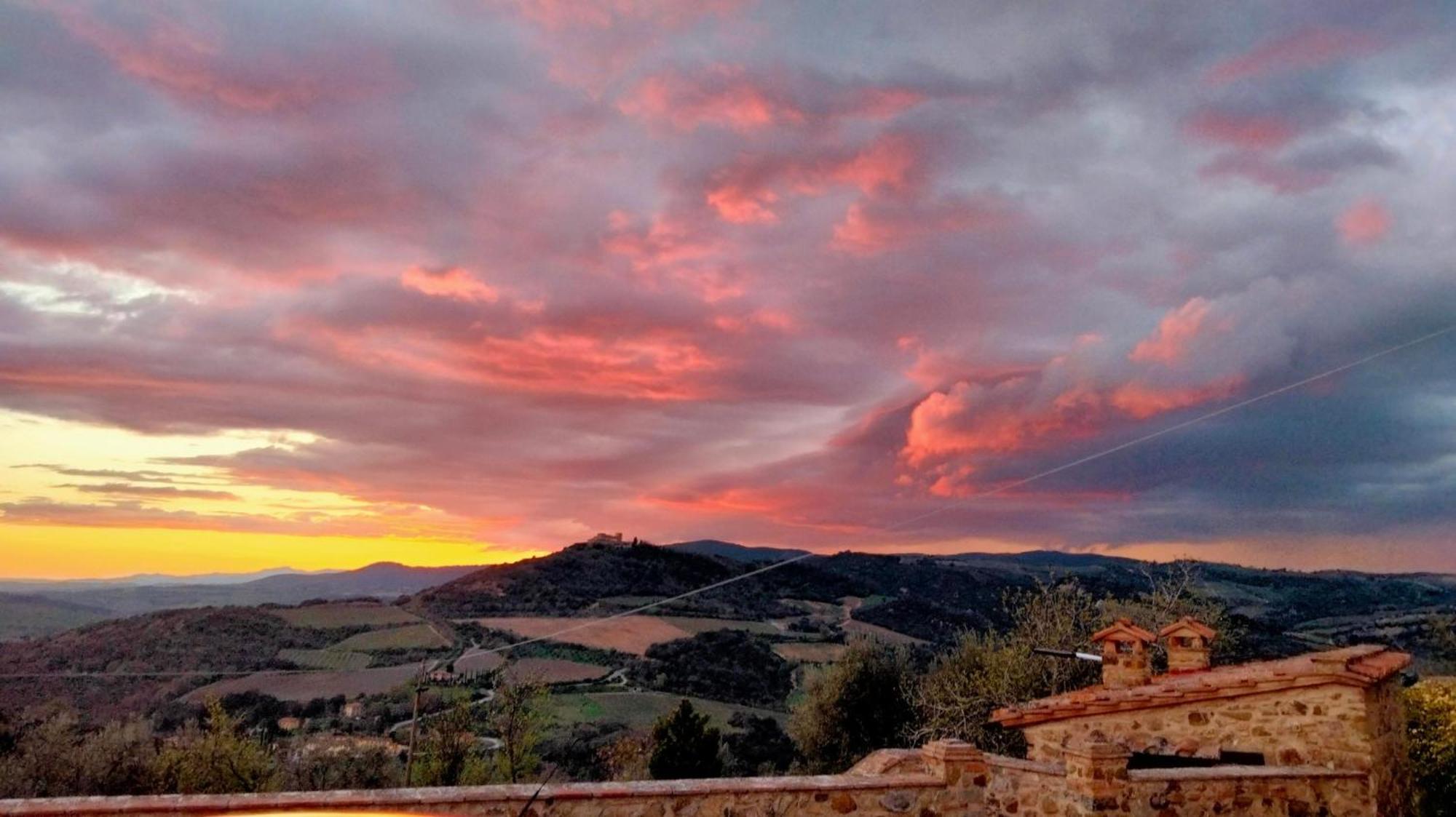 Agriturismo Grossola Castiglione dʼOrcia Екстериор снимка