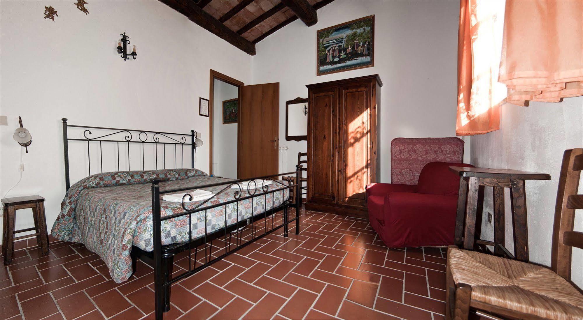 Agriturismo Grossola Castiglione dʼOrcia Екстериор снимка